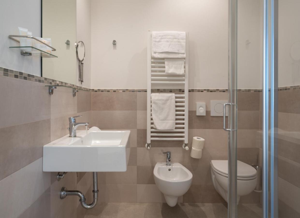 Hotel Bristol Cattolica Kültér fotó