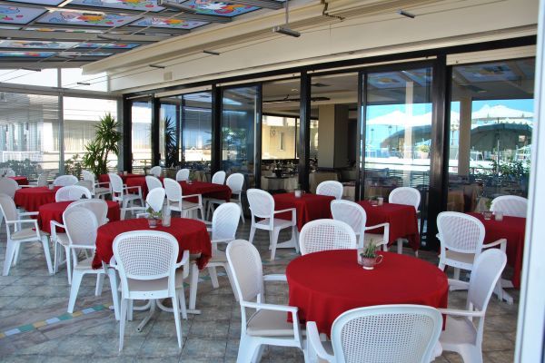 Hotel Bristol Cattolica Kültér fotó
